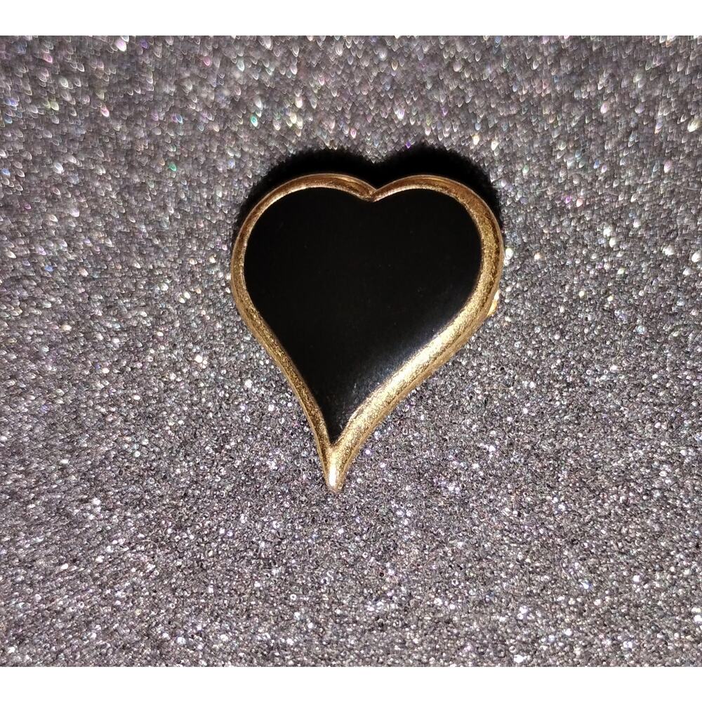 Vintage Sarah Coventry Black Heart Pin – Gold Tone Lapel Brooch